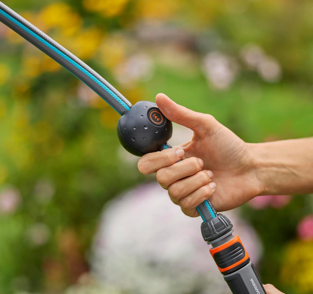 Gardena Akku-Wand-Schlauchbox PowerRoll XXL Ready-to-use-Set: Automatischer Schlauchaufroller mit 40 m Gartenschlauch, Schlauchführung und RollControll, Komplett-Set mit Akku (18645-20)