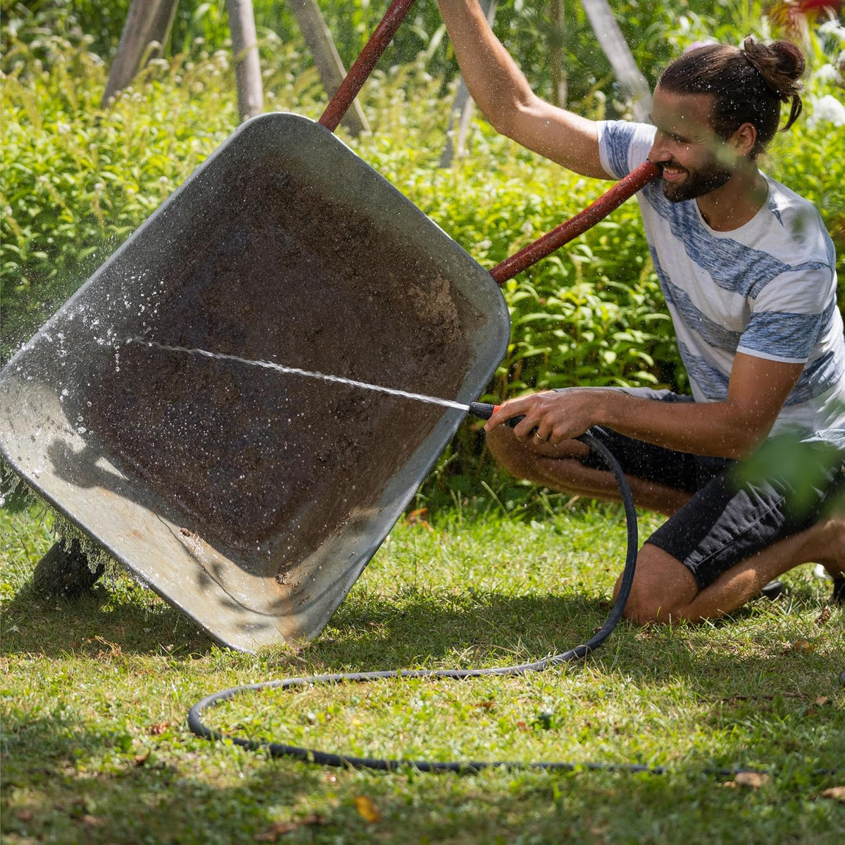Gardena Haus- & Gartenautomat 5000 SilentComfort Pumpen: App-Steuerung*, 36% weniger Stromverbrauch**, Silent Technologie, Regen- und UV-geschütztes Gehäuse (09072-20)
